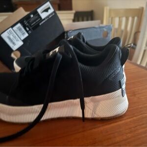 Sorel black Out N About III low sneaker